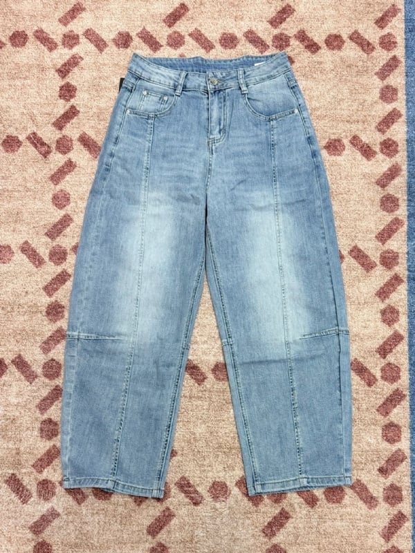 XH 8926 CROP DENIM JEANS (0697)